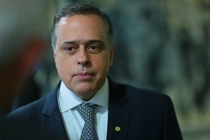 C&acirc;mara debate mudan&ccedil;as nos Juizados Especiais; relat&oacute;rio de Paulo Abi-Ackel amplia acesso e seguran&ccedil;a jur&iacute;dica