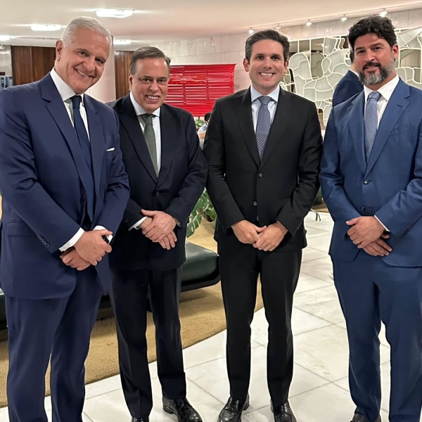 Paulo Abi-Ackel se re&uacute;ne com o presidente da C&acirc;mara, Hugo Motta, o deputado J&uacute;lio Lopes e o empres&aacute;rio Daniel Katz