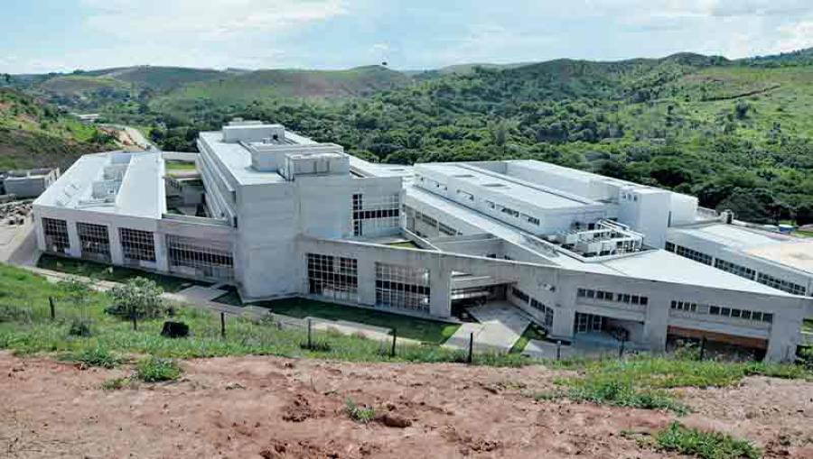 Obras do Hospital Regional de Governador Valadares ser&atilde;o retomadas